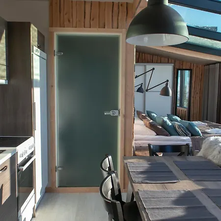 Star - Arctic Glass Cubes Hotel