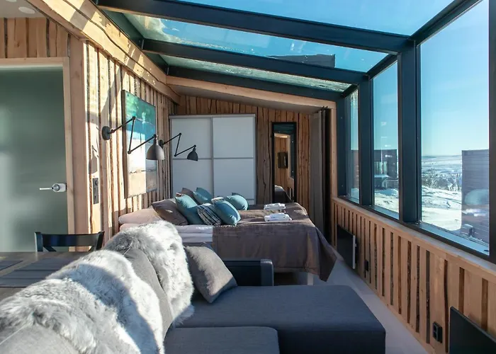 Star - Arctic Glass Cubes Hotel 4*