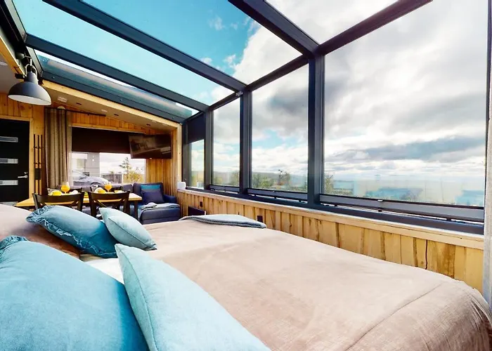 Star - Arctic Glass Cubes Hotel 4*