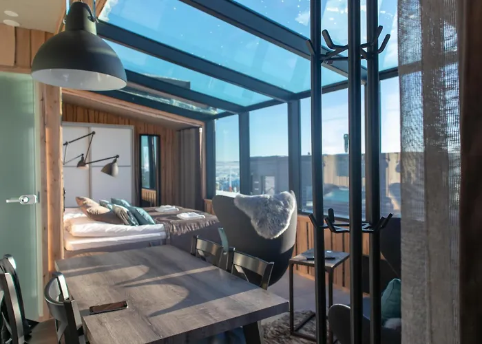 Star - Arctic Glass Cubes Hotel